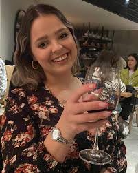 N A D I N E (@nadine_barnard__) • Instagram photos and videos