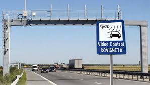 Începând de azi, şoferii care merg pe autostrada tariful poate fi achitat înaintea trecerii sau, cel târziu, până la ora 24 a zilei următoare trecerii. Rovinieta Si Taxa De Pod De La Fetesti CernavodÄ Pot Fi PlÄtite Online