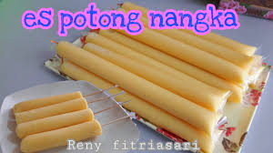 Es lilin adalah salah satu bentuk es krim sederhana yang sangat mudah dan praktis dalam pembuatannya. Resep Es Potong Buah Nangka Es Lilin Nangka Youtube