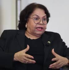 Junior Caba dona juguetes a niños de escasos recursos de El Manguito, de  Sabana Perdida