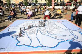 Durata condusului este de aproximativ. Drumul Care UneÈ™te Via Transilvanica Are Peste 100 De Km De Traseu Marcat In JudeÈ›ul Sibiu