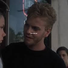 Ricardo Sutherland's Instagram, Twitter & Facebook