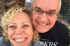 Man 'devastated' after his health insurance policy delays a life-saving  lung transplant