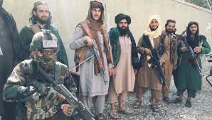 Los talibanes se ven a sí mismos como parte de un movimiento que combate por la justicia, que es capaz de llevar la seguridad que el gobierno no puede proveer, . Tatm62q1k4xa2m