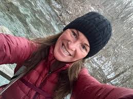 Shawna Burke's Instagram, Twitter & Facebook