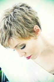 If you want to try short hairstyles for fat faces, give this one a shot. 20 Layered Short Hairstyles For Women Styles Weekly