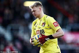 Arsenal fc latest news.com arsenal fc latest news.com is an unofficial arsenal fc latest transfer news website. Bournemouth Torwart Aaron Ramsdale Spricht Sich Nach Vertragsabschluss Coronavirus Aktuelle Boulevard Nachrichten Und Fotogalerien Zu Stars Sternchen