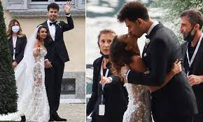 La foto sospetta con afrojack. Heiress And Geordie Shore Star Elettra Lamborghini Marries Dutch Dj Afrojack In Italy Daily Mail Online