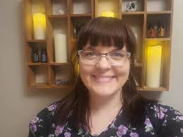 Andrea Hinton's Instagram, Twitter & Facebook