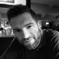 100+ perfiles de «The Garret»