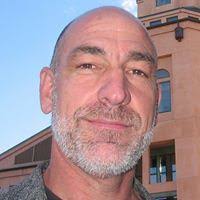 Steve Venuti's Instagram, Twitter & Facebook