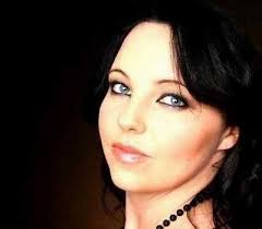 Julie Partee's Instagram, Twitter & Facebook