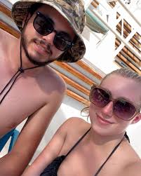 Victoria Spinks (@tori.spinks) • Instagram photos and videos