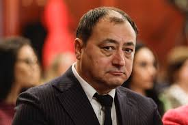 Facturile prezidențialelor. Unde au ajuns milioanele de euro cheltuite de  Nicușor Dan și George Simion pentru Cotroceni