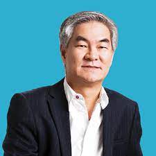 If the coo is not aligned with the ceo's vision, or not convinced that the ceo can find the best path forward, then that lieutenant is capable of real mischief. Senior Leadership Astro Malaysia Holdings Berhad