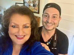 Just had a visit from the beloved Pauly Tee at the Walton Hamner House in  Schuyler, Virginia! It was quite a moment when I realized who he is.  Thanks, Pauly Tee for