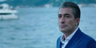 Ünlü oyuncu erkan petekkaya'nın annesi hayatını kaybetti. Unlu Oyuncu Erkan Petekkaya Nin Aci Gunu