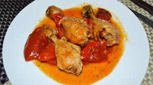 Si quieres aprender a cocinar los muslos de varias maneras, sigue los. Muslitos De Pollo Guisados Con Pimientos Recetas De Cocina Faciles Youtube