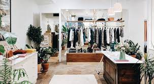 Découvrez les jeans sézane nouvelle génération à consommer sans culpabilité. Sezane La Marque De Mode Frenchy S Installe A New York French Morning Us