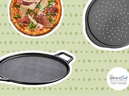 But with a pizza stone, your oven's heat is concentrated and retrained on one surface, giving your pizzas the crispiest crusts possible. The 7 Best Pizza Stones In 2021