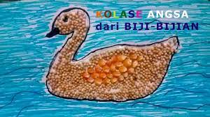 Gambar satu lengkungan besar membentuk punggung, lalu tambahkan ekor. 73 Koleksi Contoh Kolase Angsa Gratis Kolase Gambar Ilustrasi Hewan