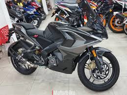 Single cylinder enjin 200cc 3ple spark enjin liguid cooled price below rm15k abit heavy from the other bikes. 2020 Modenas Rs200 Rm10 100 Black Modenas New Modenas Motorcycles Modenas Seri Kembangan Imotorbike My