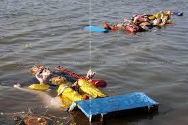 Buy Kolkata Saraswati idol immersions ...