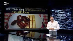 Un gusto estremamente armonioso di datteri, mandorle e anacardi arricchito con una genereosa porzione di fichi. Report Datteri Di Mare Il Frutto Proibito E Illegale E Pericoloso