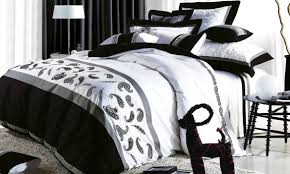 Black And White Duvet Cover Nz Calvin Bed Linen By Top Drawer From Harvey Norman New Zealand Queen Duvet Covers Duvet Cover Sets Harvey Norman