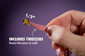 Three pieces of less than 1 mm in size each may be put together to the probably smallest puzzle in the world. The World S Smallest Jigsaw Puzzle 234 Die Cut Pieces