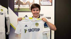 Leeds united have collected more trophies in white than in any other colour jersey. Leeds United On Twitter The New Lufc Home Shirt Has Broken All Club Sales Records Got Yours Tweet Us Your Photos With The New Kit