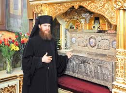 In fiecare an, in 9 noiembrie sfantul nectarie de la eghina paraseste biserica radu voda din bucuresti si isi asteapta rugatorii sub. CÄlugÄrul NeamÅ£ De La ManÄstirea Radu VodÄ Din Bucuresti Portalul Moldova OrtodoxÄ Portalul Moldova OrtodoxÄ