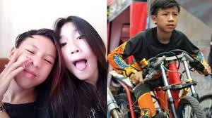 Kekasih Bocorkan Perlakuan Denis Kancil Pembalap Cilik Yang Tewas Kecelakaan Pada Orangtuanya Halaman 2 Tribun Jatim