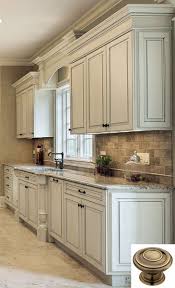 antique white kitchen cabinets