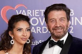 Nick Knowles gets engaged to Katie Dadzie in Haribo 'ring incident'