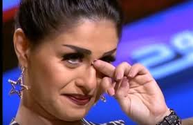 نشرت منة فضالي مقطع الفيديو عبر حسابها على instagram، حيث ظهرت تحمل طفلة حديثة الولادة وتداعبها خلال تواجدها بأحدى. Ù…Ù†Ø© ÙØ¶Ø§Ù„ÙŠ Ø£Ø¹ÙŠØ´ Ø£Ø³ÙˆØ£ Ù…Ø±Ø­Ù„Ø© ÙˆØ¨Ø¶Ø­Ùƒ Ø¹Ø´Ø§Ù† Ù…Ø­Ø¯Ø´ ÙŠØ´Ù…Øª Ø®Ø¨Ø± ÙÙŠ Ø§Ù„ÙÙ†