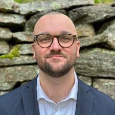 Kyle Thaxton's Instagram, Twitter & Facebook