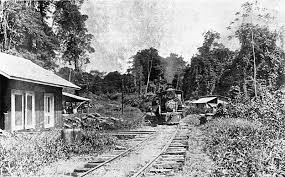 Casita De Seccion Del Ferrocarril En 1896 Localizada En El Tramo De Zacapa A Puerto Barrios Guatemala Central America Culture