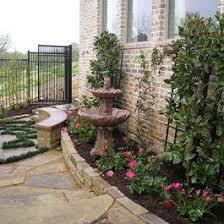Little Garden Eclectic Landscape Dallas Finelines Design Studio Small Front Yard Landscaping Front Yard Landscaping Side Yard Landscaping