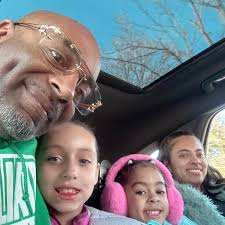 Lindsay Hendrickson updated her profile picture.