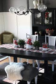 After you have your dining room chairs and table figured out, the next step is adding a little style. 37 Stunning Christmas Dining Room Decor Ideas Digsdigs