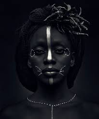 African Woman Art Black And White Black And White Woman Portrait Face Of A African Woman Silver Makeup Maquillage Ethnique Photographie Noir Et Blanc Visage Tribal