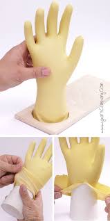 How to make a mold of a hand using plaster step 1. Diy Plaster Of Paris Glove Hand Mold For A Jewelry Diy Crafts At Repinned Net