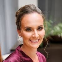 Amanda Stefan's Instagram, Twitter & Facebook