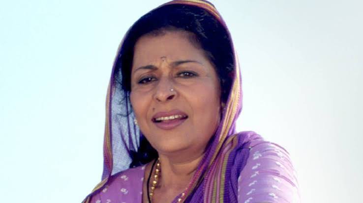 Madhu Kambikar Passes Away: नाना पाटेकरांनंतर सिनेसृष्टीला आणखी एक मोठा धक्का, ज्येष्ठ अभिनेत्री मधू कांबीकर यांचं निधन - Marathi News | Madhu kambikar passes away at the age ...