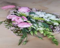 Best Florist With Same Day Flower Delivery In Melbourne Flowers For Jane Provides The Most Gorgeous Peony Flower Delivery Same Day Flower Delivery Wax Flowers