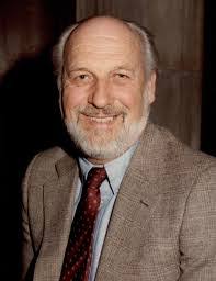 Lindsay Pelfrey's Instagram, Twitter & Facebook