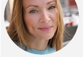 Amy Klimek's Instagram, Twitter & Facebook