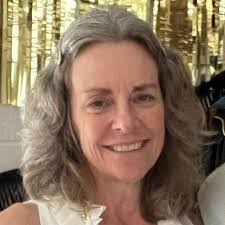 Laura Creswell's Instagram, Twitter & Facebook