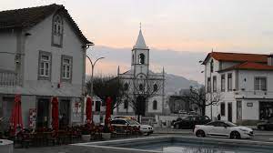 Estas estancias tienen excelentes calificaciones por su ubicación y limpieza, entre otros aspectos. Ficheiro Church In Vale De Cambra Jpg Wikipedia A Enciclopedia Livre